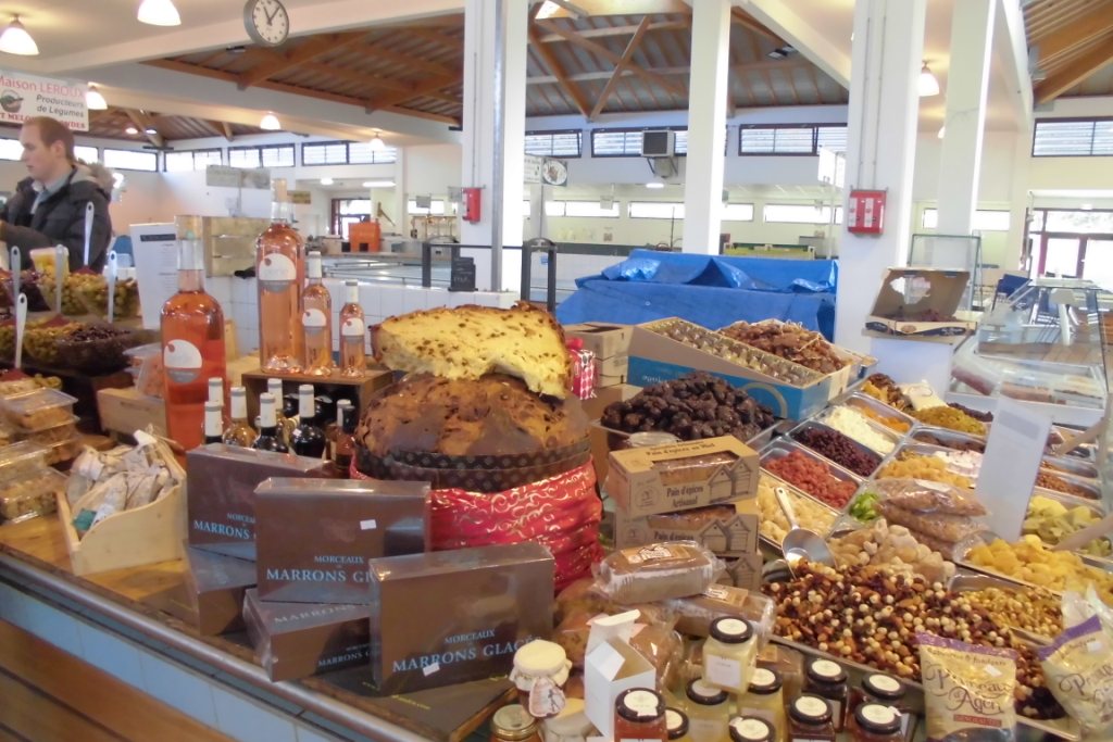 フランス　サンマロの市場